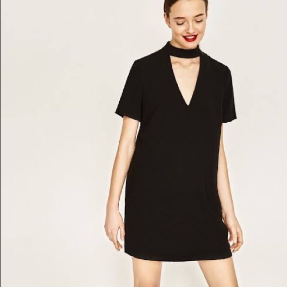 Zara V Neck Dress with choker neck collar - Picture 11 of 14